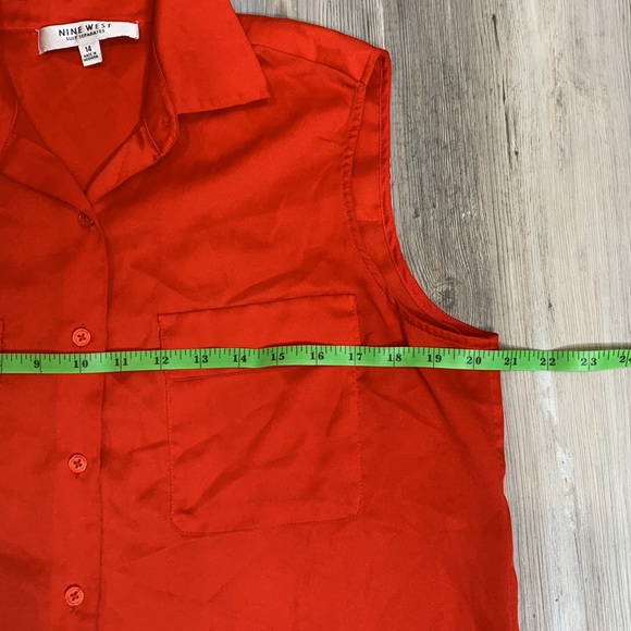 EUC Nine West Red Button Down Sleeveless Top, 14 - Picture 7 of 11